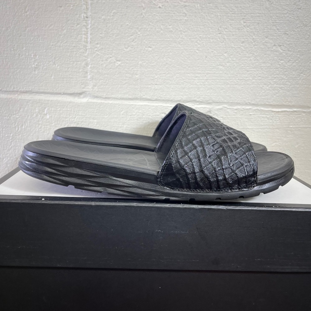 Nike Benassi Solarsoft Slides 705474 091 Black Slides Sandals Slip On Men's 10